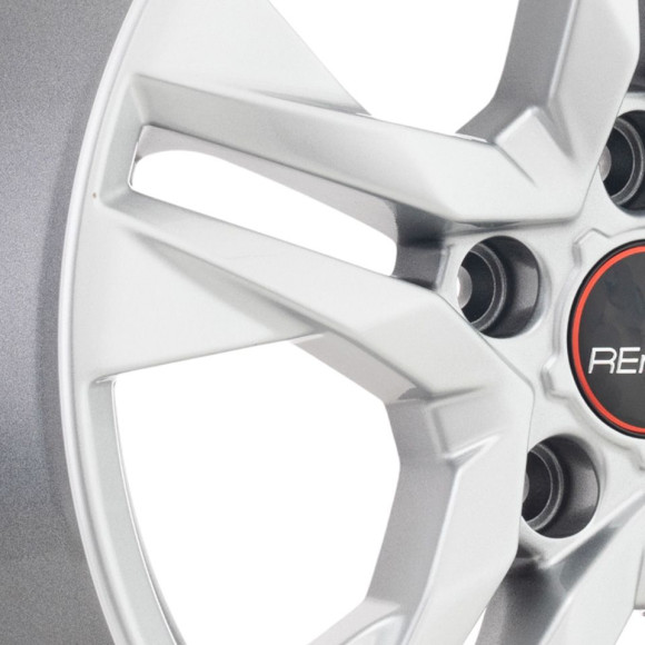 Диски Remain 6.5\R16 5*114.3 ET50 d66.1 Сильвер S Диски Remain 6.5\R16 5*114.3 ET50 d66.1 Сильвер S