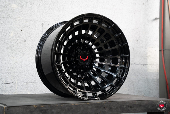 Диски Vossen LCX-04 22"  Диски Vossen LCX-04 22"